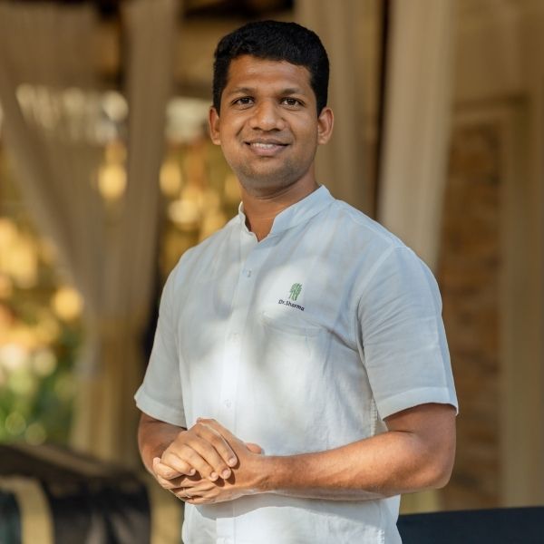 Banyan Tree Vabbinfaru Resident Wellbeing Practitioner